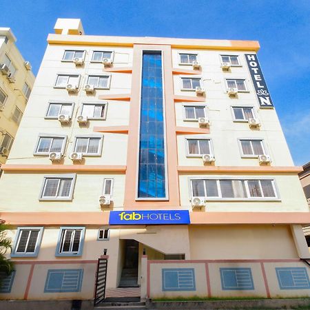 Fabhotel N Residency, Hitech City - 350M From Yashoda Hospital, Hitech City Haiderabad Buitenkant foto