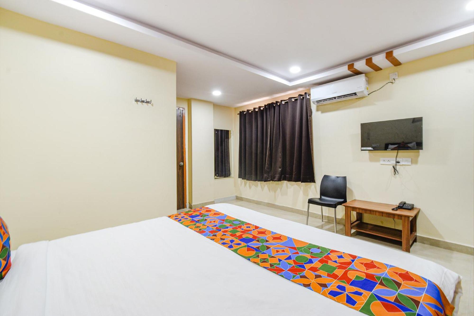 Fabhotel N Residency, Hitech City - 350M From Yashoda Hospital, Hitech City Haiderabad Buitenkant foto