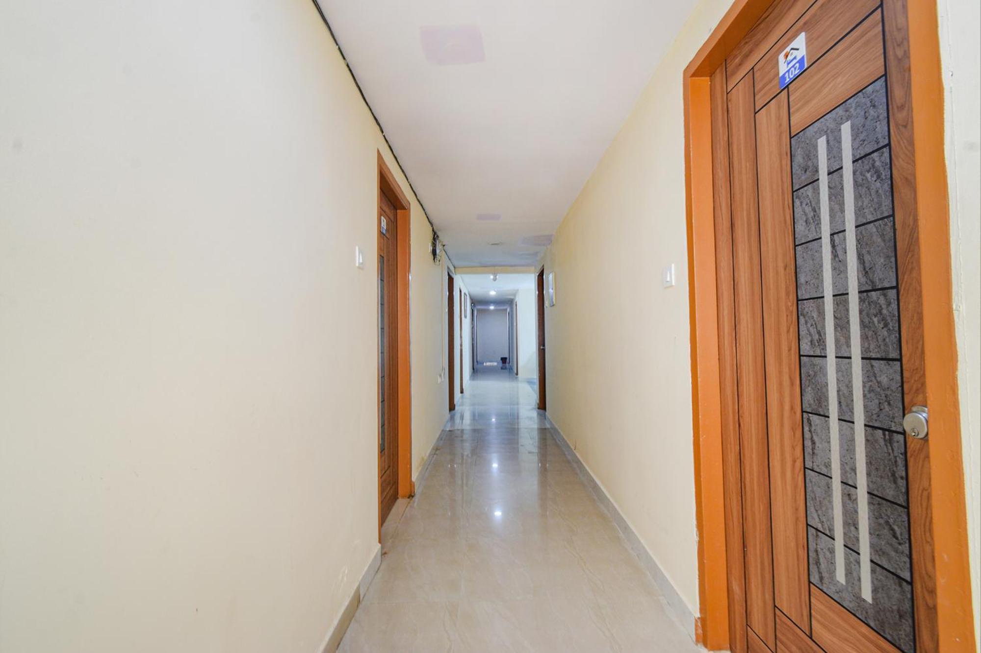 Fabhotel N Residency, Hitech City - 350M From Yashoda Hospital, Hitech City Haiderabad Buitenkant foto